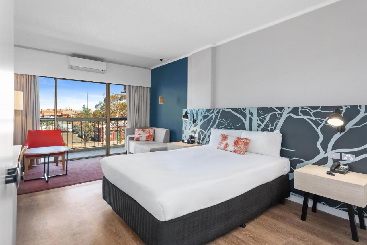 Hotel The Plaza 4*