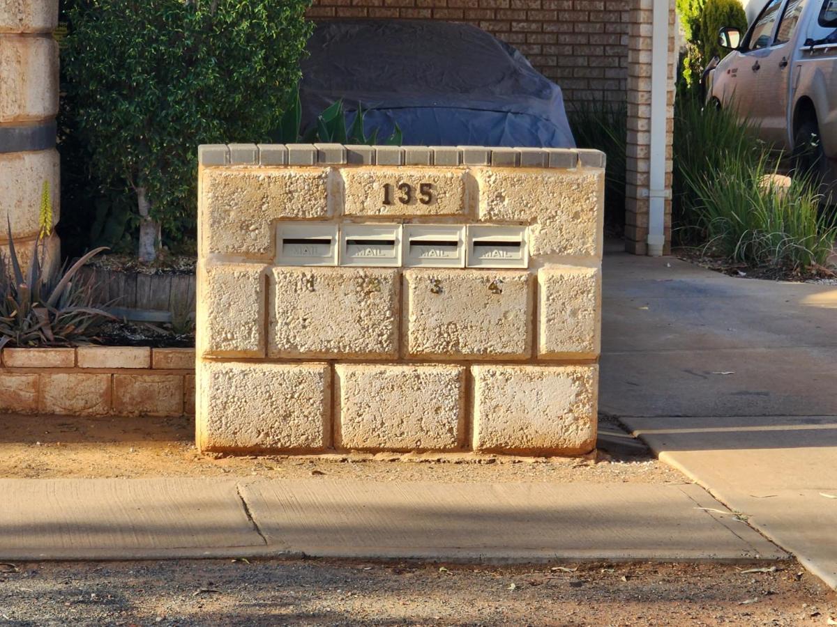 Comfortable Across The Road From The Historic Recreation Villa