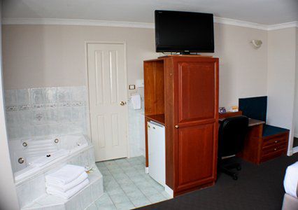 Motel Quality Railway
